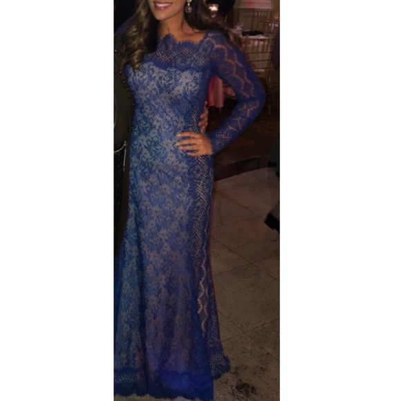 Tadashi Shoji long sleeve blue lace evening gown - Picture 2 of 3